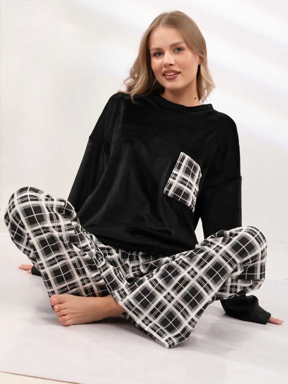 Velvet Nights Pajama - Black